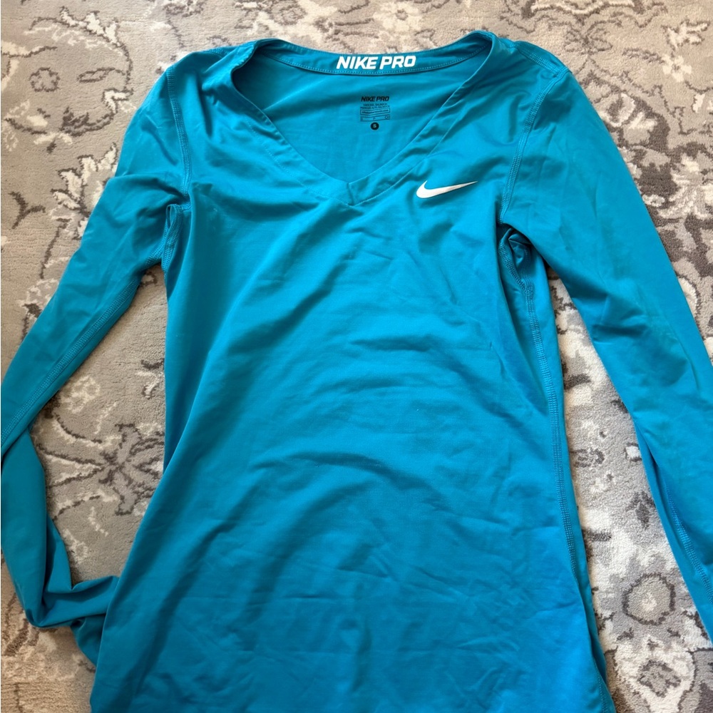 Nike Women's Long Sleeve V-Neck Top - Teal Blue